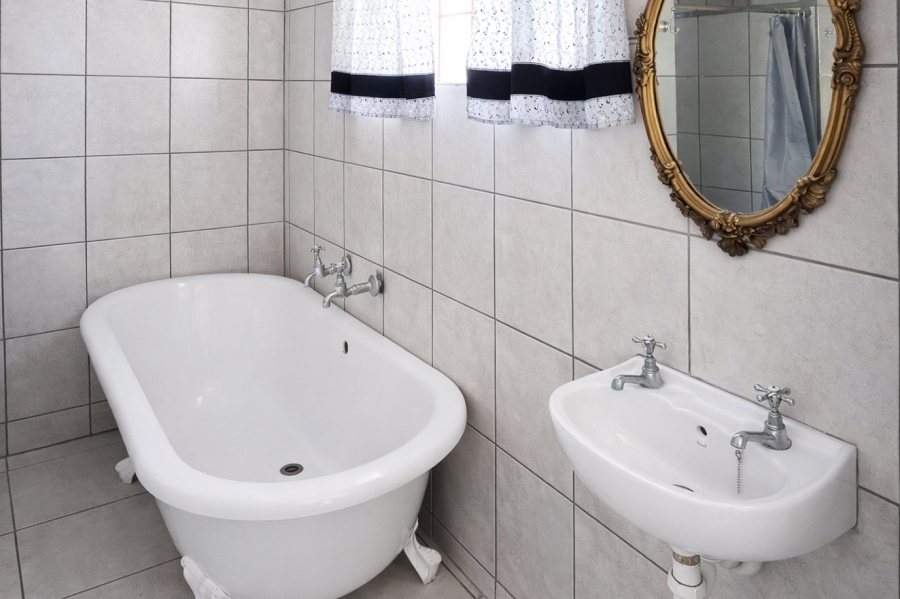 3 Bedroom Property for Sale in McDougall